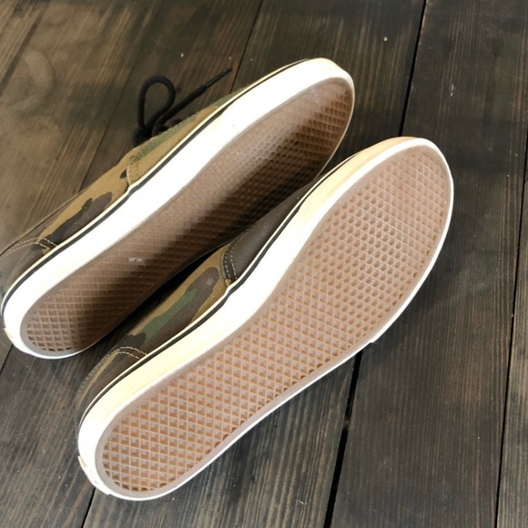 Camo Print Vans - Picture 3 of 4